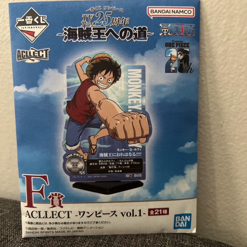 One Piece Luffy 25th Anniversary Mini Acry Stand